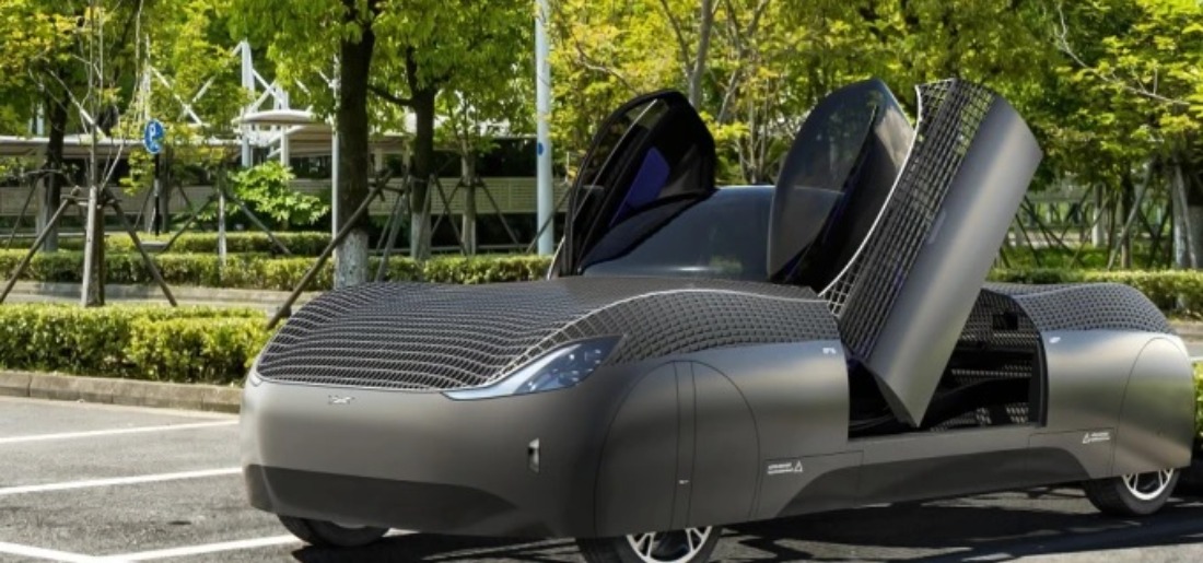 This Tesla Backed Startup Promises To Deliver 300,000 Flying Car By As