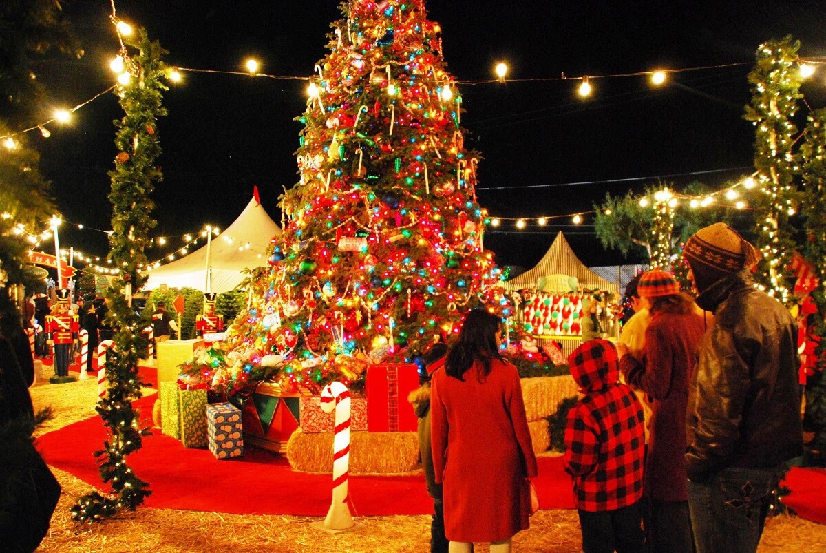 You Can Pay Whatever You Want At This Christmas Market In Canada