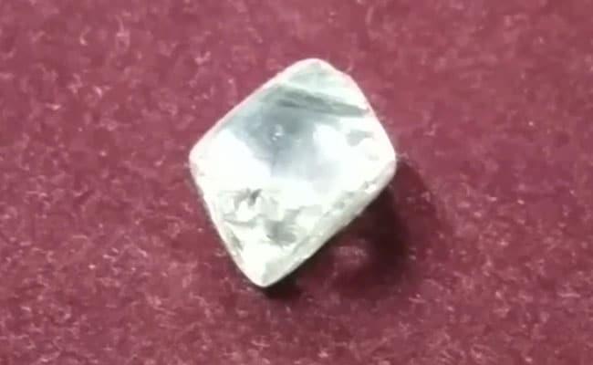 Panna JCB Driver Found Dimond 