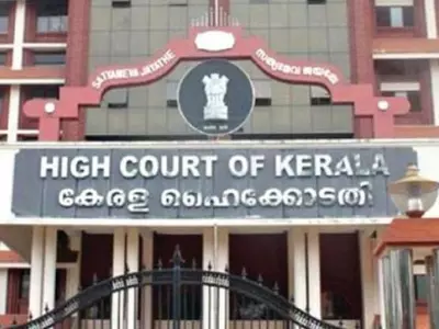kerala high court whatsapp admin