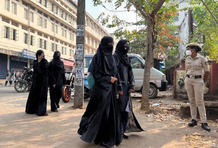 karnataka hijab row