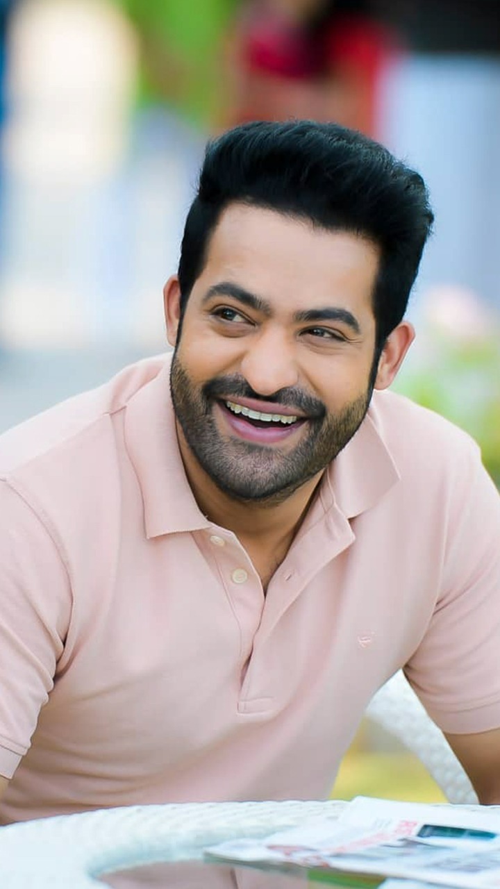 शूट के लिए RRR Star JR NTR ने दिखाए Abs