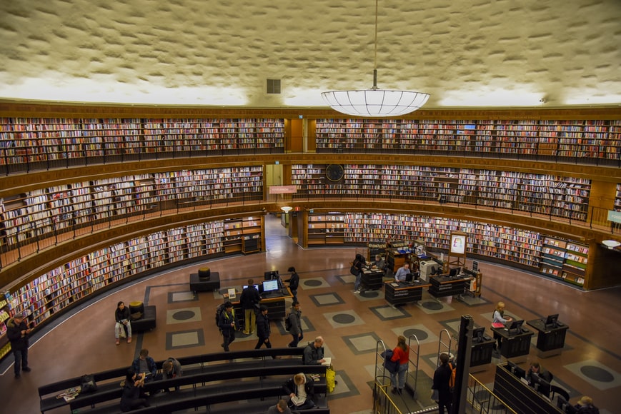 Explained What Is A Human Library? How Does It Allow Readers To