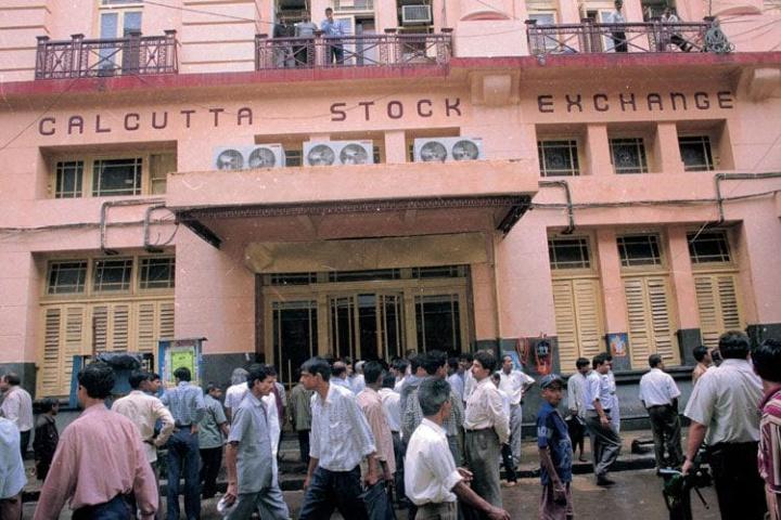 what-is-a-stock-exchange-how-many-stock-exchanges-are-there-in-india