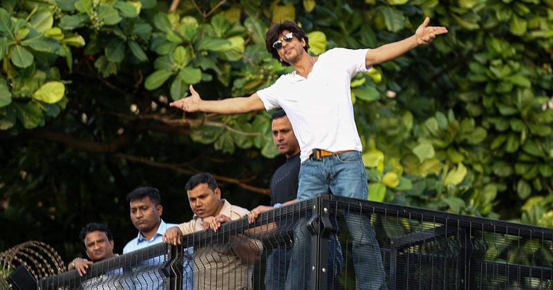 Man Who Threatened To Blow Up Shah Rukh Khan's Bungalow Mannat Arrested ...