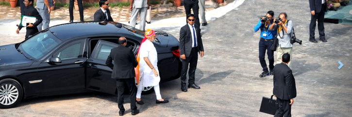 What Is In The Briefcase Of Indian PM Bodyguards? | SPG India