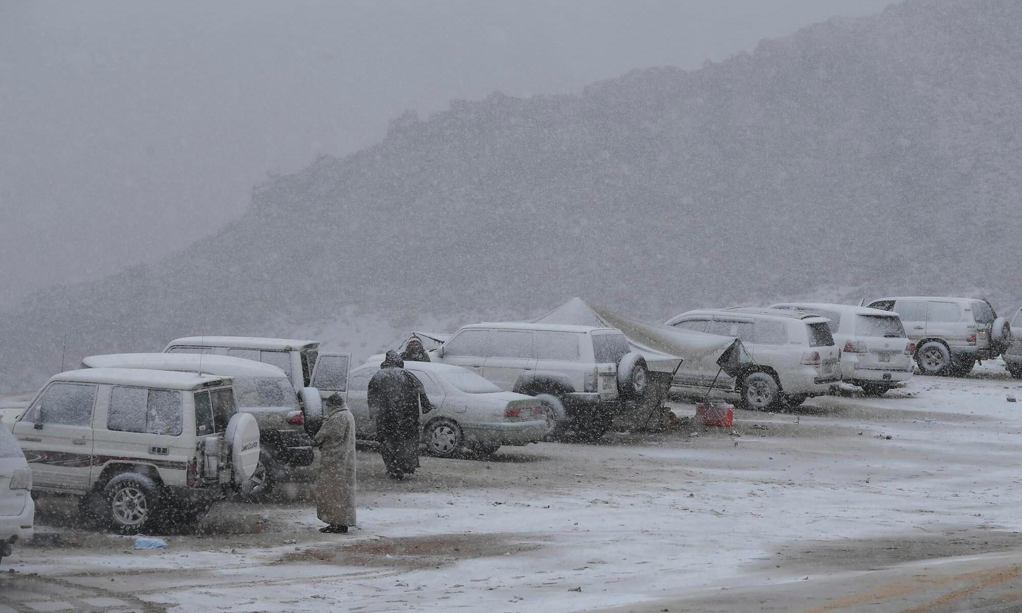 Snow Blankets Saudi Arabia's Tabuk Region And The Pictures Are Simply