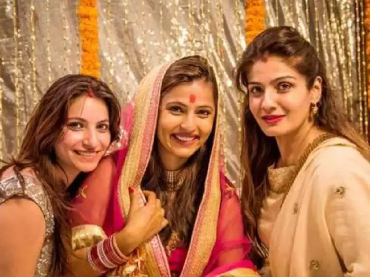raveena Tandon adopted daughters pooja and chaya raveena Tandon adopted daughters pooja and chaya