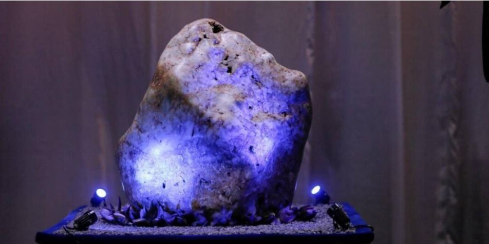 World's Largest Blue Sapphire Cluster Discovered In Sri Lanka Enters ...