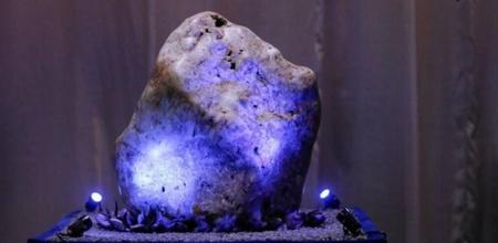 world largest sapphire cluster 