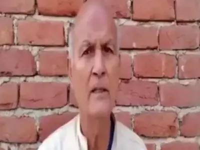 bihar senior citizen claims to take 11 doses of covid vaccine