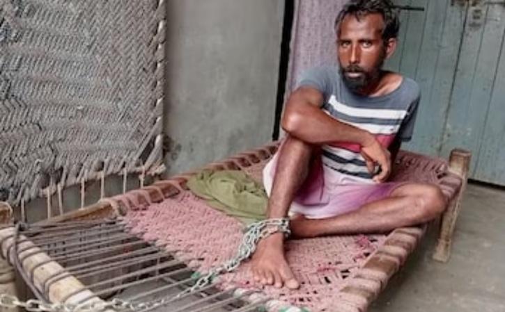  Punjab Family Keeps Their Son In Chains To Stop Him From Taking Drugs 