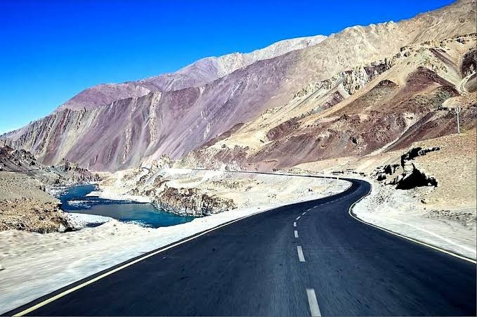 Ladakh To Build Roads From Plastic Waste For A Sustainable Future