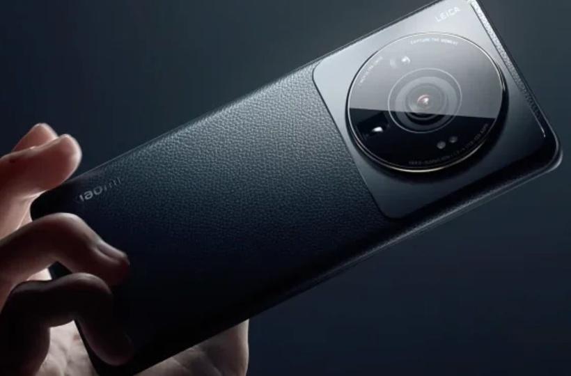 Soms onder ei Xiaomi's New Phone Camera Has A Massive One Inch Sensor