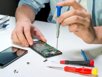 Union Govt Is Working On Right To Repair Framework, Sets Up Expert Panel To Finalise Details