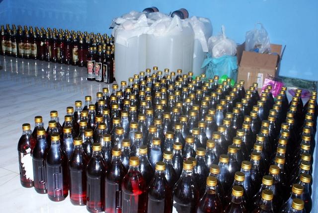 पलामू में भारी मात्रा में अवैध शराब जब्त Huge amount of illicit liquor seized in Palamu