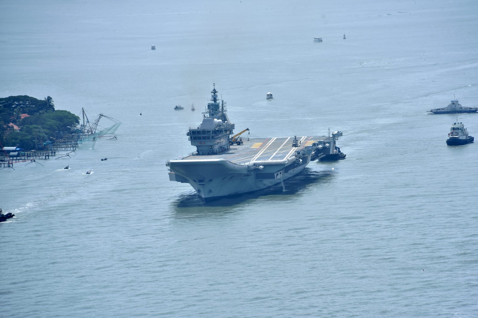 indian aircraft carrier under construction
