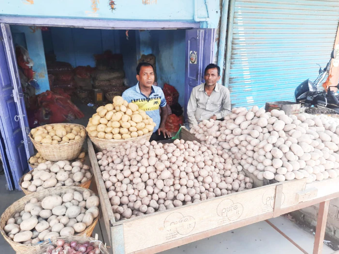 bihar vegetable seller daughters clear bihar police exam 