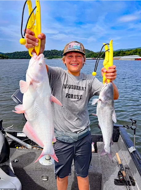 rare white catfish caught by 15 year old US Teen 