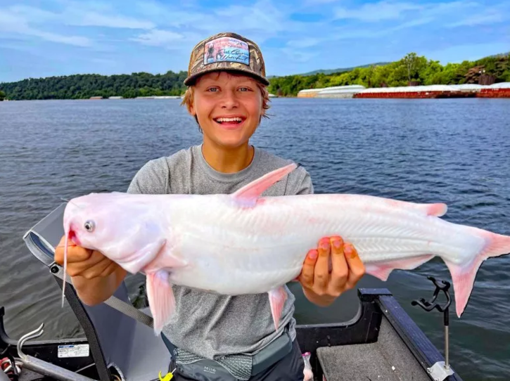 rare white catfish caught by 15 year old US Teen 