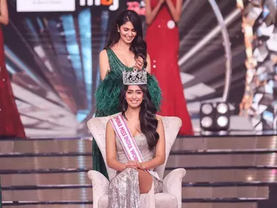 Sini Shetty, who represented Karnataka has been crowned the title of VLCC Femina Miss India 2022.