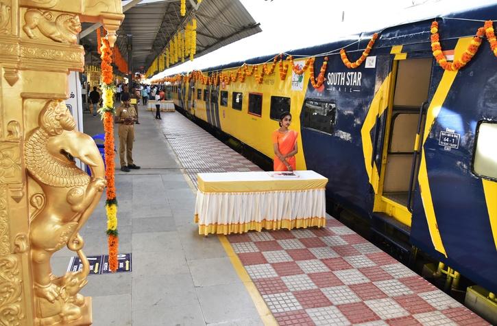 India's First Private Train Under Bharat Gaurav Scheme Starts Its Journey  From Coimbatore