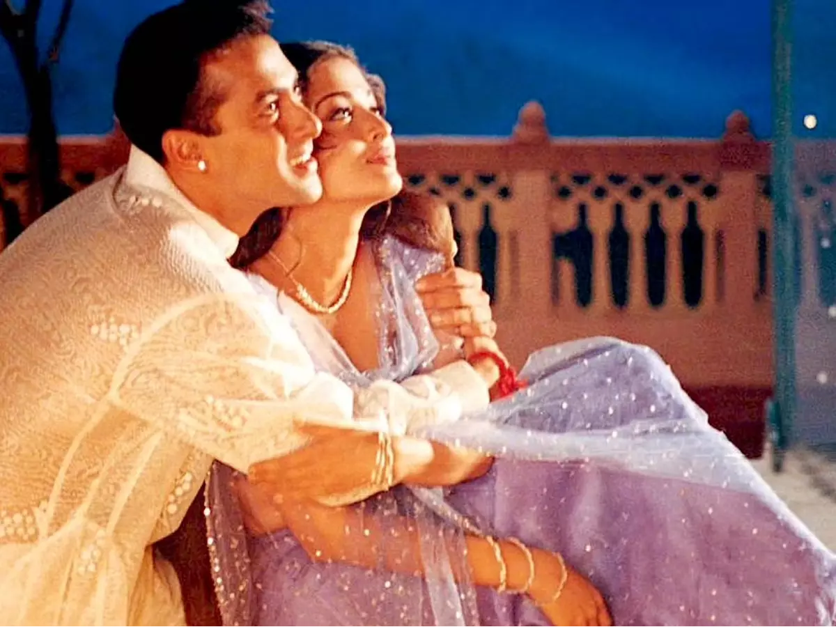 Hum dil de chuke sanam full movie online sale