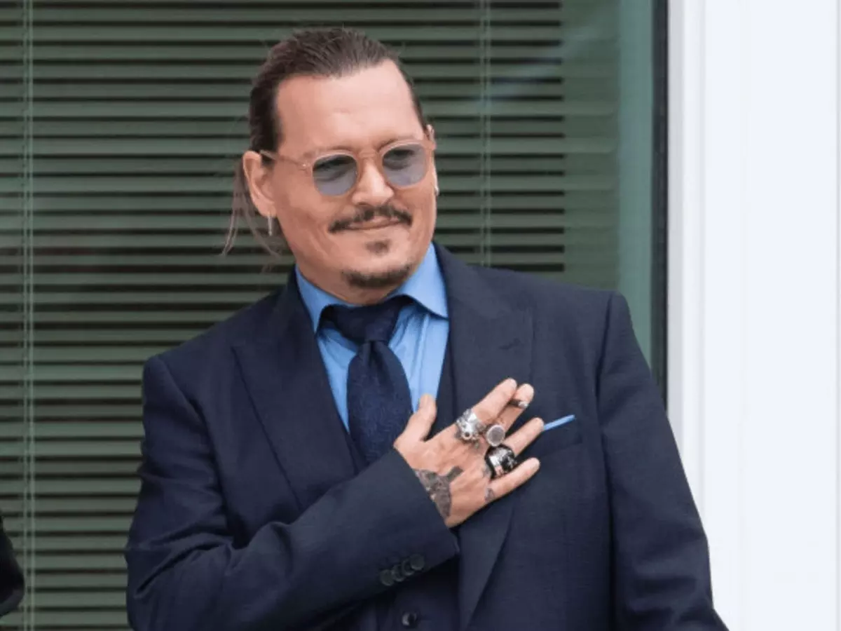 Johnny Depp Reportedly Offered Rs 2,355 Crore As Apology From Disney To Return To Pirates Series