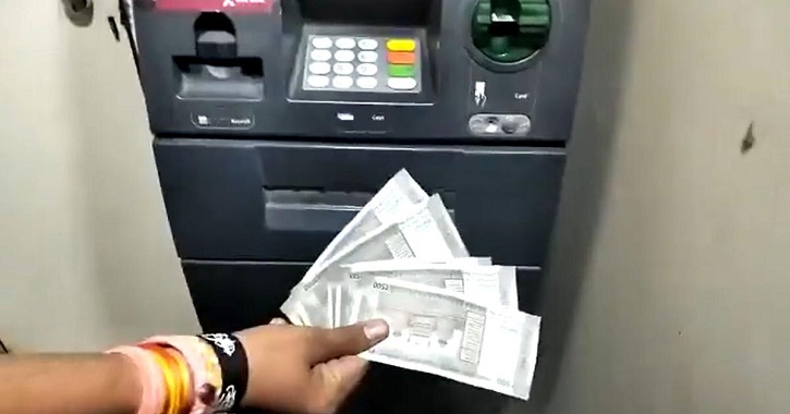 ATM Dispenses Five Times Extra Cash