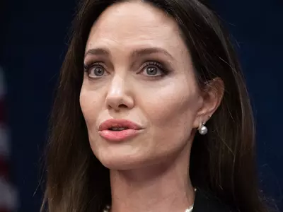 Angelina Jolie Arrives In Yemen To Help Refugees Amid War