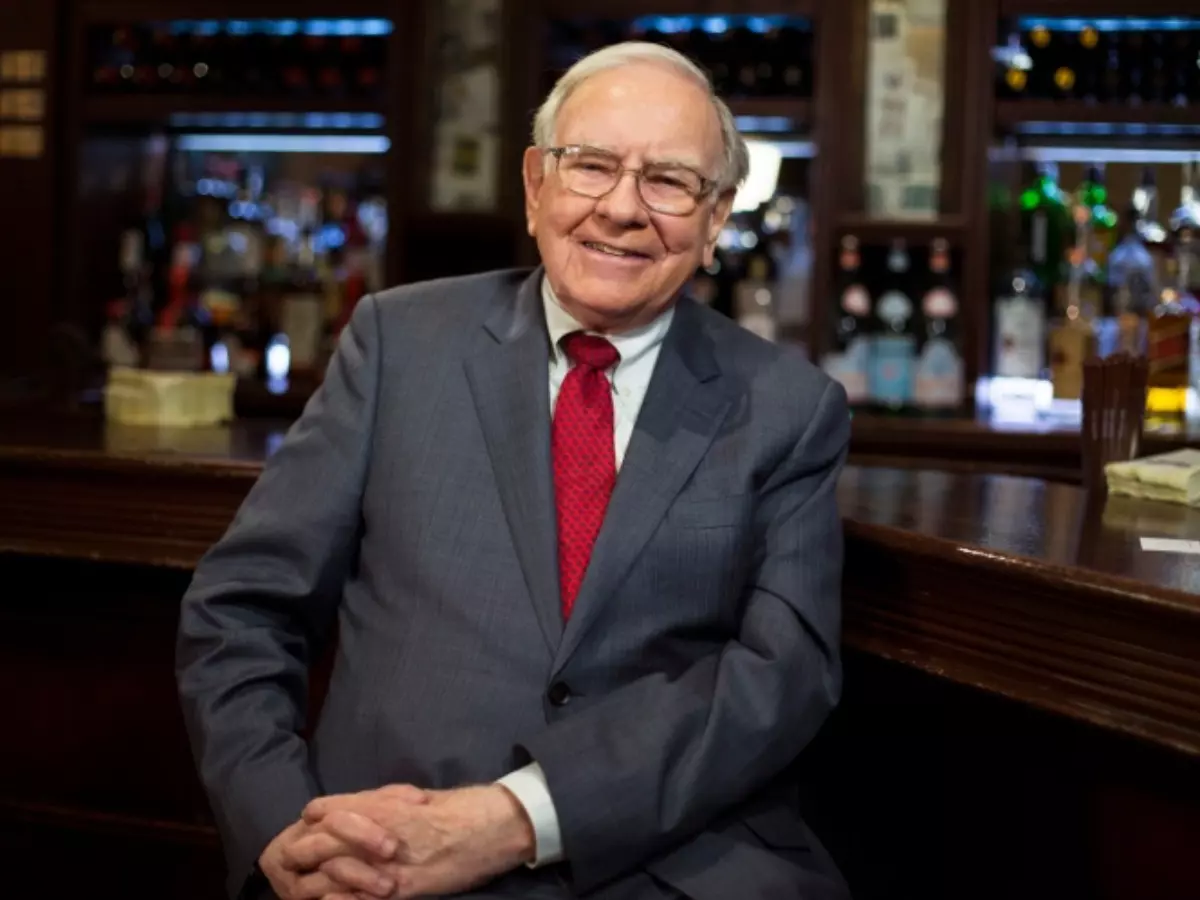 Warren Buffett buys Alleghany corp