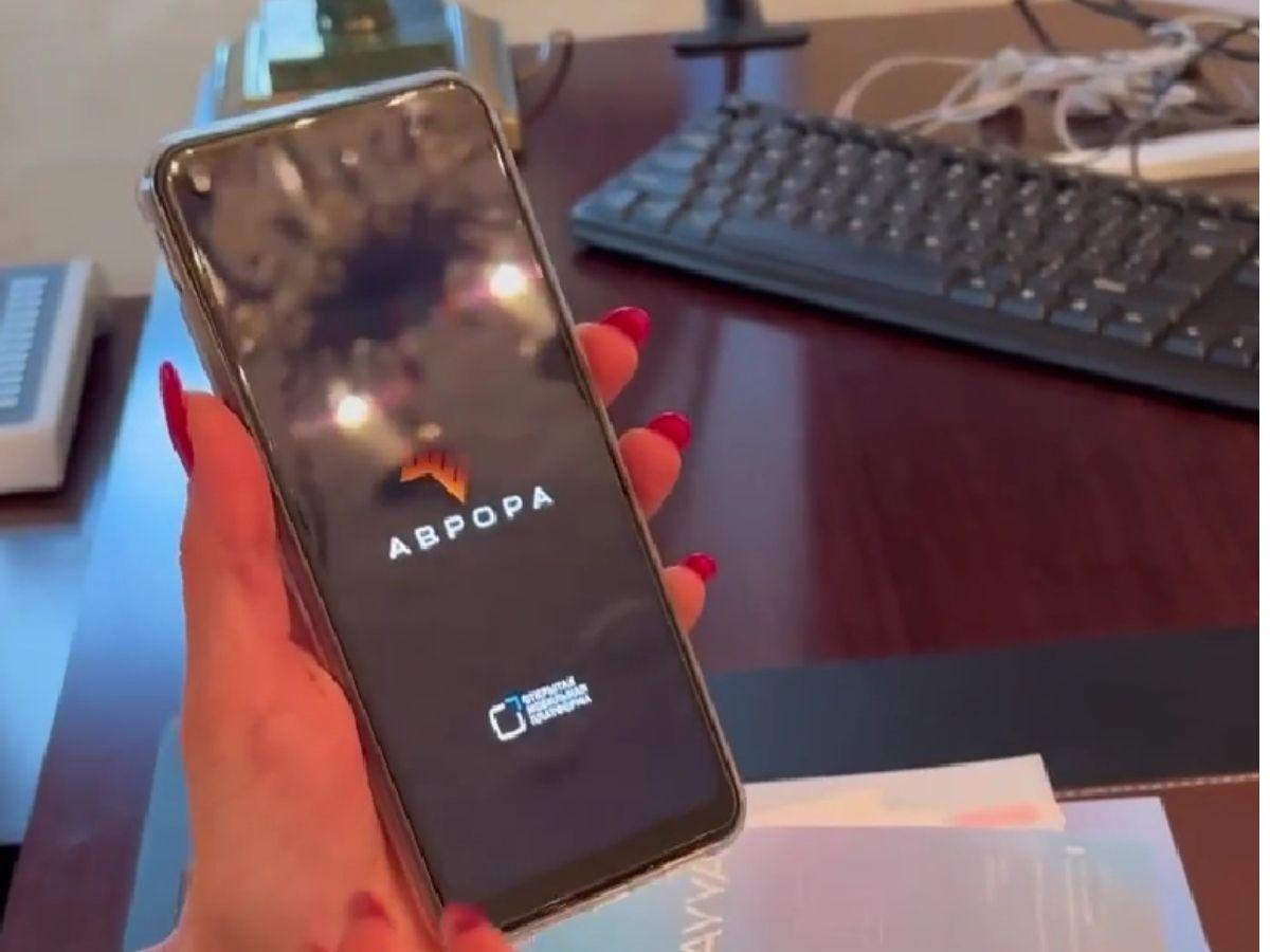 Russia Wants Citizens To Use Made-In-Russia Ayya T1 Smartphone Running On  Aurora OS