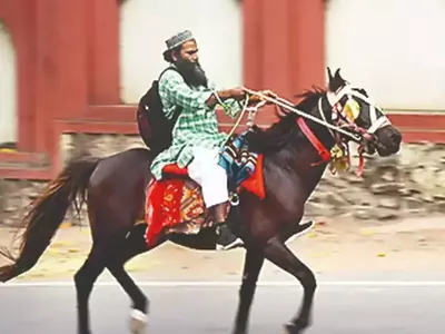 Meet The Maharashtra Man Who Rides Horse To Work