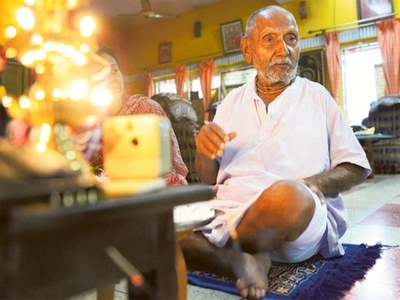 Meet 125-year-old Yoga Guru Swami Sivananda Who Lives On Oil-free Boiled Diet For The Longest Life