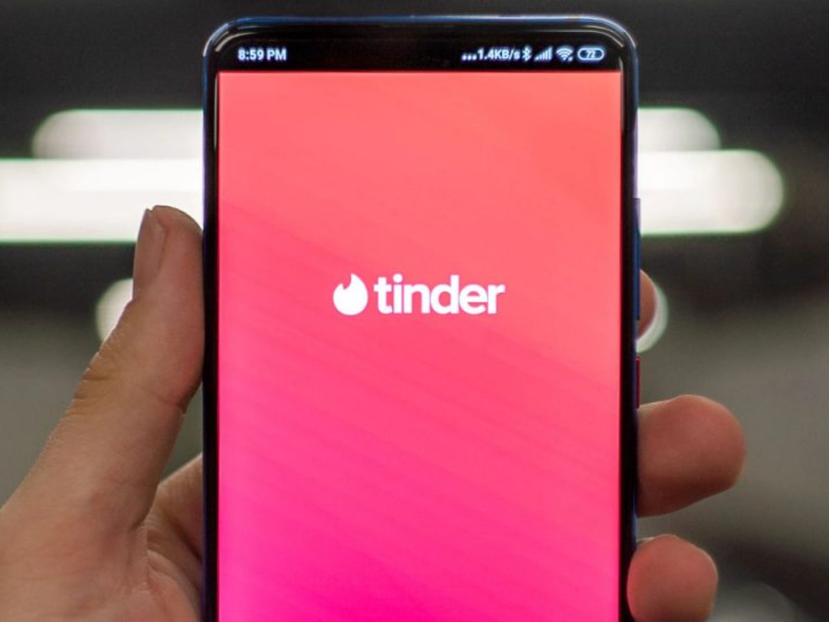 Tinder Will Let Users Perform Background Checks On Their Potential Dates