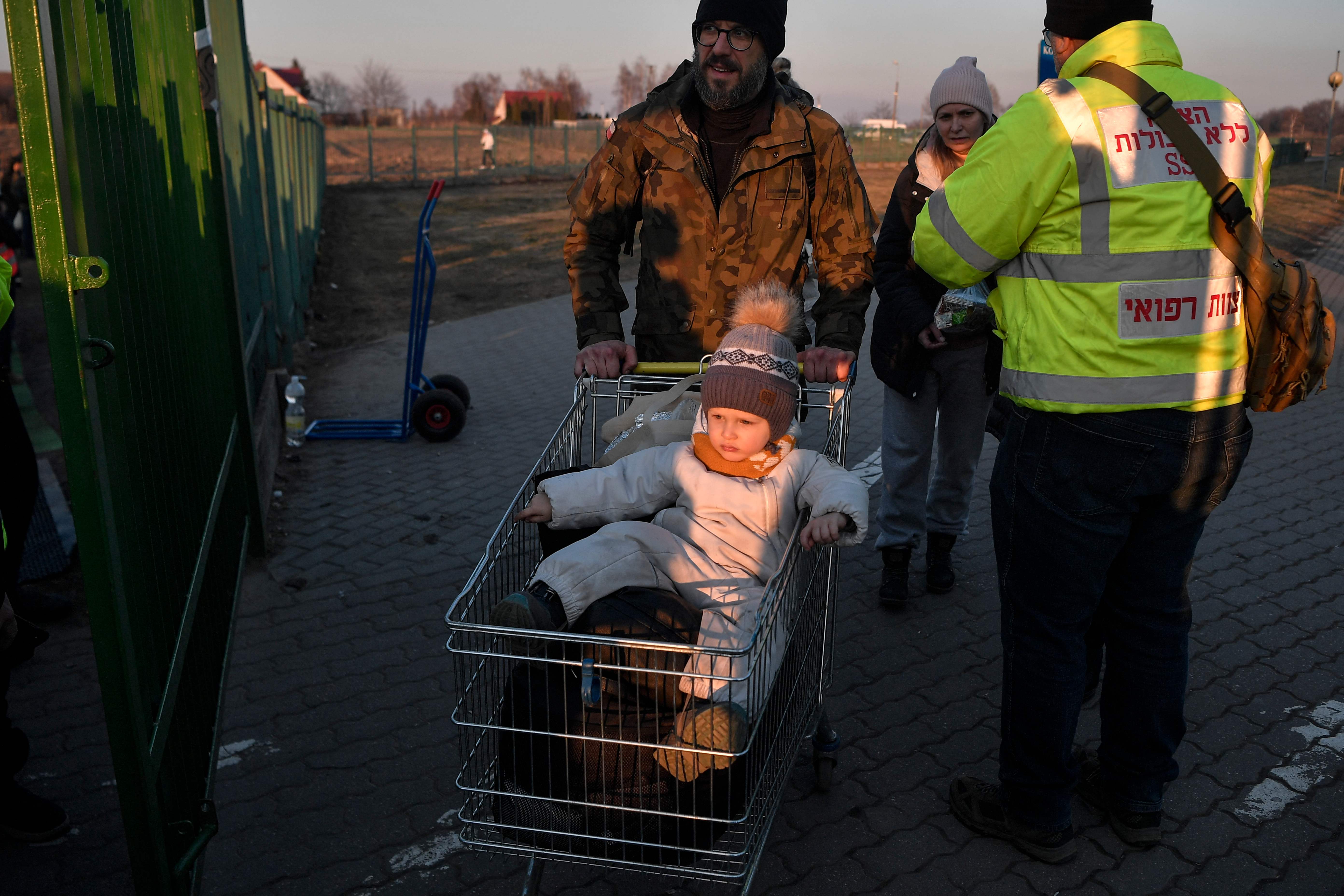 55 Ukrainian Children Are Becoming Refugees Every Minute Due To War ...