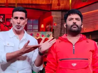 After a Brief Rift With Kapil Sharma, Akshay Kumar Appears On His Show, Calls Him 'Bewafa'