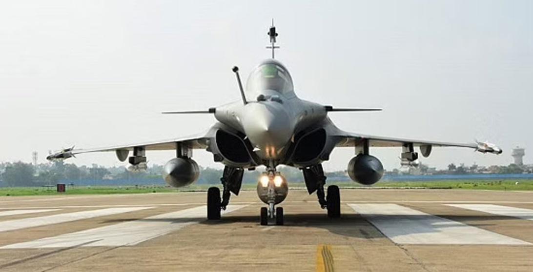 Pak Inducts J 10c Fighter Jets Into Air Force Here S Comparison Of China S J 10c Vs France Rafale Fighter Jet