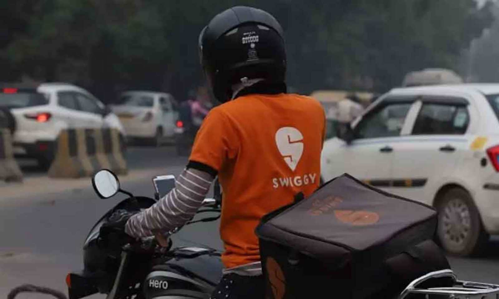 Swiggy Delivery Agent Books Dunzo To Deliver Customer’s Order