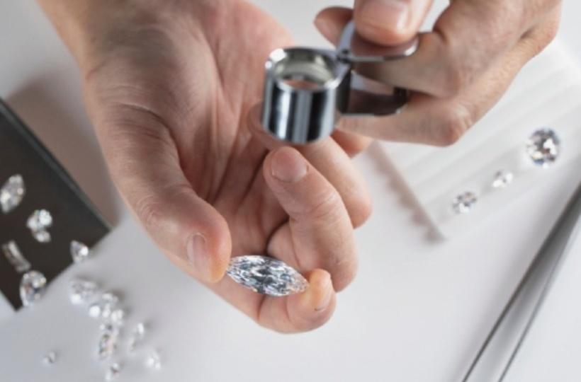 That diamond ring? It may have helped pay for Russia's war