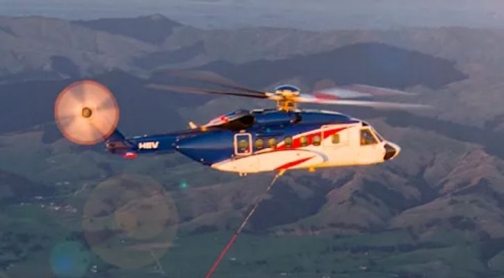 로켓 연구소는 헬리콥터를 사용하여 로켓 부스터를 성공적으로 포착했습니다.