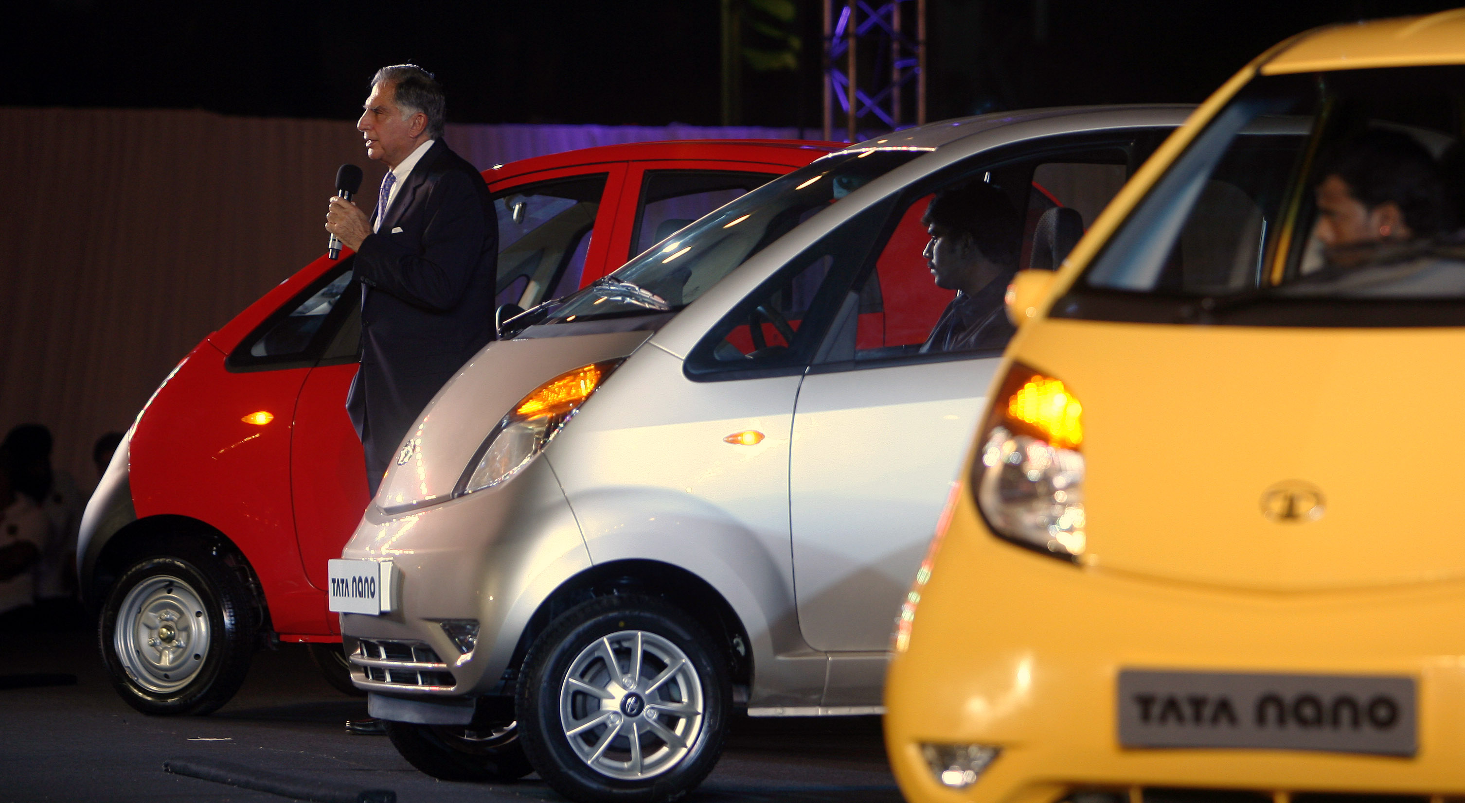 Ratan Tata Shares The Reason Why He Launched Nano; Internet Calls Him A ...