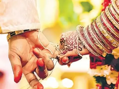 Even after the groom's leg was cut off in Hardoi, the bride married