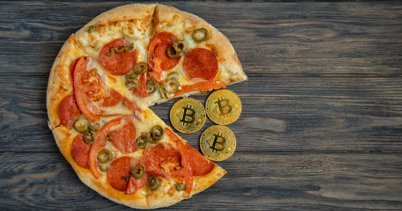 US Man Pays 10,000 Bitcoins For Pizza