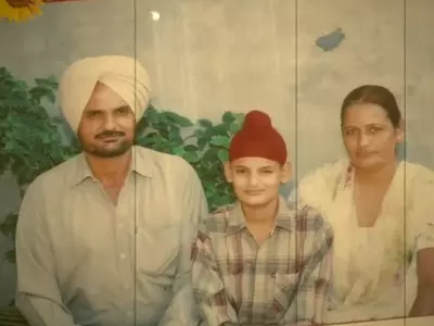 Sidhu Moose Wala's father Balkaur Singh saw his son's being attacked and shot.