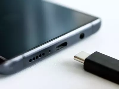 USB Type-C Cable Capable Of Delivering 240W Power Could Revolutionise Charging