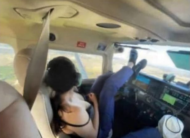 Sex On A Plane Video