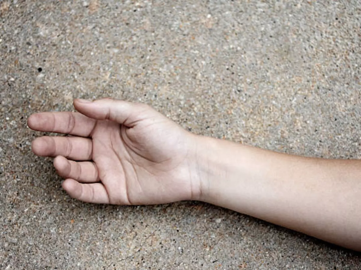 Hindu School Teacher Shot Dead By Terrorists in Jammu And Kashmir's Kulgam Hindu School Teacher Shot Dead By Terrorists in Jammu And Kashmir's Kulgam
