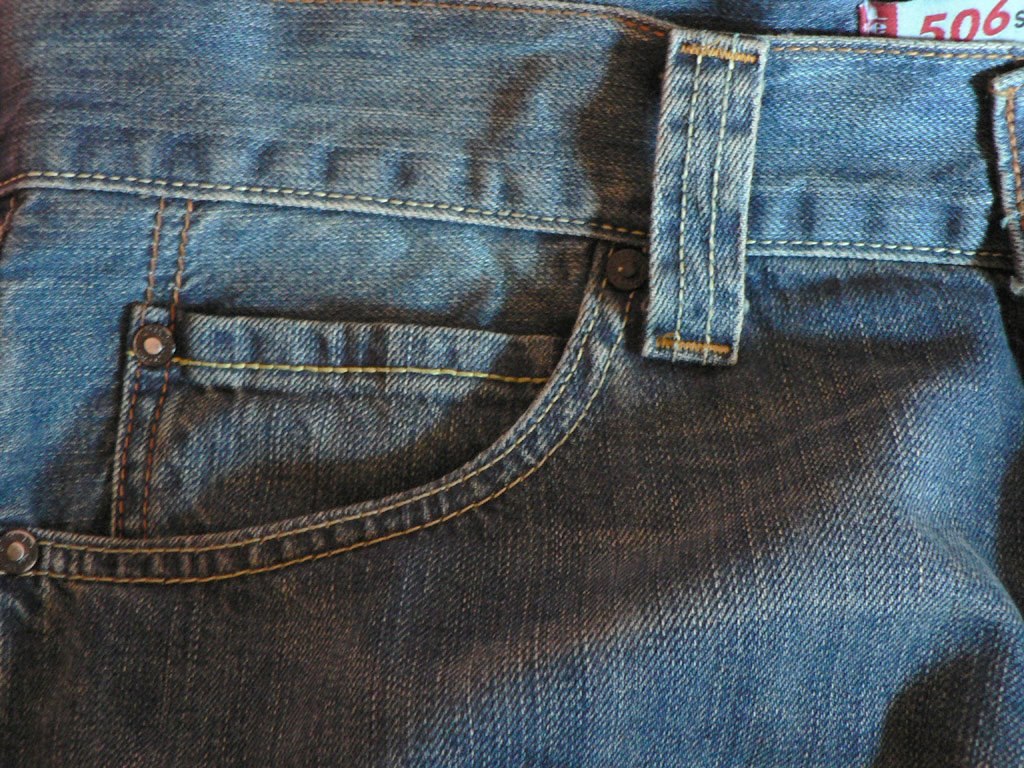 Historian Explains Why Our Jeans Have Tiny Pockets