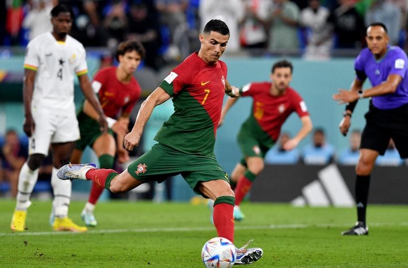 Ronaldo becomes 1st male player to score at 5 World Cups